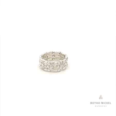 Ring aus Silber mit Botho Nickel Fliegen, Botho Nickel Schmuck Hamburg Juwelier und Goldschmiede