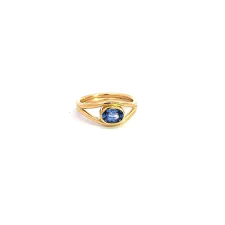 Ring aus 18 Karat Gold mit Saphir oval, Botho Nickel Schmuck Hamburg Juwelier und Goldschmiede