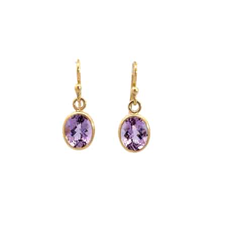Ohrringe aus 18 Karat Gold mit Amethysten, Botho Nickel Schmuck Hamburg Juwelier und Goldschmiede